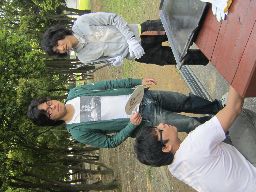 image043